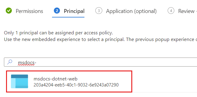 Captura de tela de uma identidade gerenciada de aplicativo Web atribuída a uma permissão.