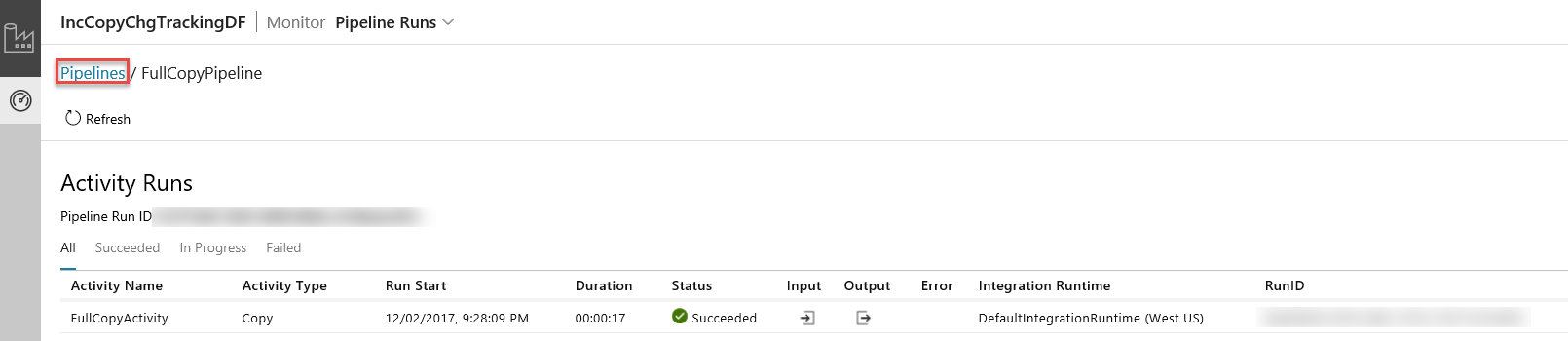 A captura de tela mostra execuções de atividade para um data factory com o link Pipelines destacado.