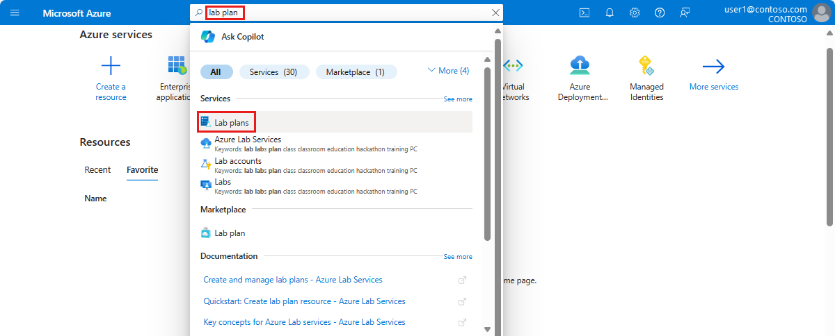 Captura de tela mostrando como pesquisar recursos de planos de laboratório no portal do Microsoft Azure.