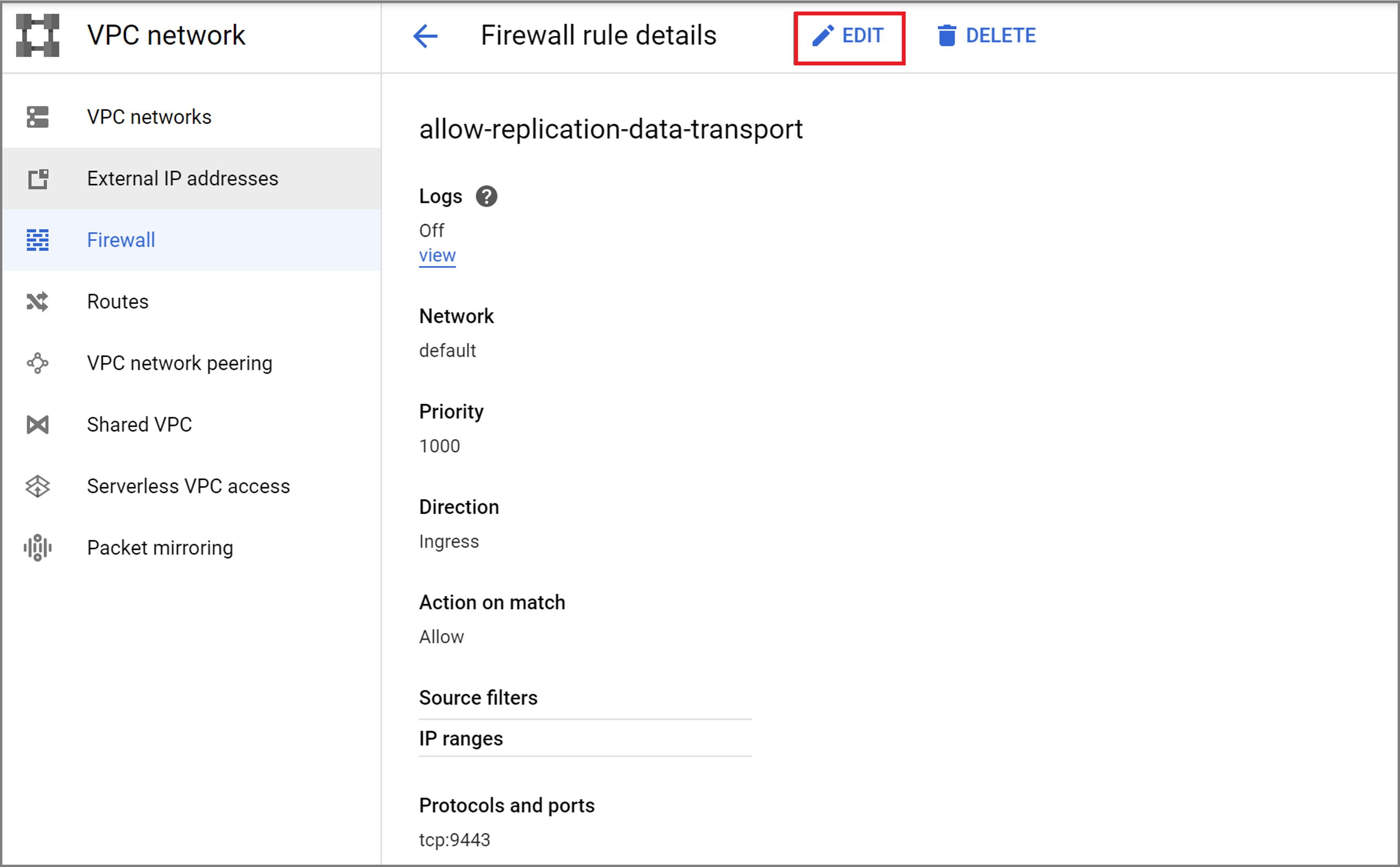 Captura de tela que mostra a edição de regras de firewall.