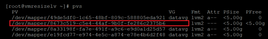 Captura de tela mostrando o código que verifica se o volume físico foi adicionado à configuração do LVM com o resultado destacado.