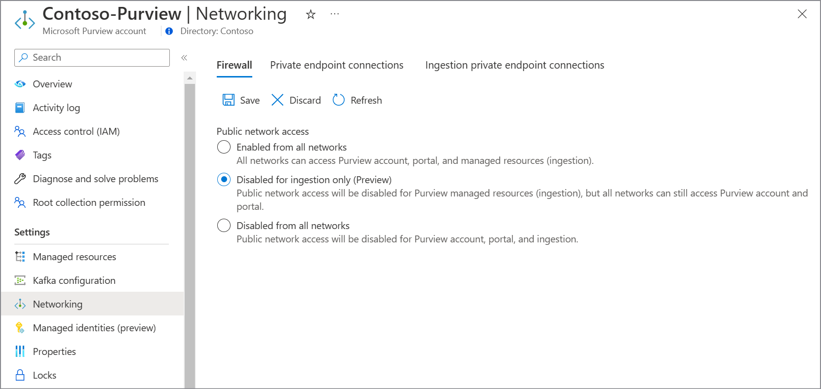 Captura de tela mostrando a página de firewall da conta purview, selecionando a ingestão somente no portal do Azure.