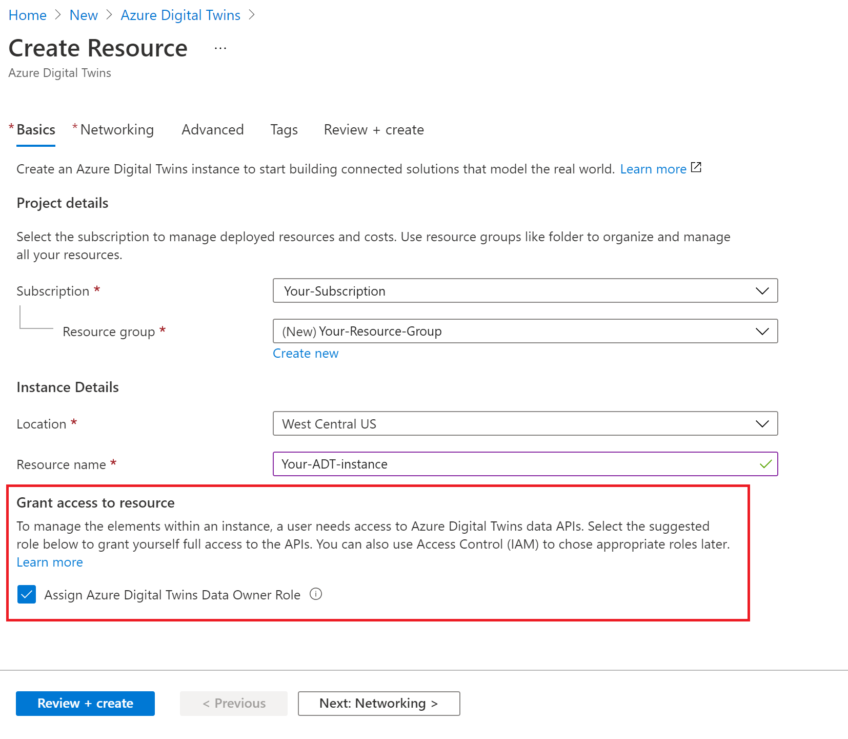 Captura de ecrã do processo Criar Recursos para Gêmeos Digitais do Azure no portal do Azure. A caixa de seleção em Conceder acesso ao recurso está realçada.