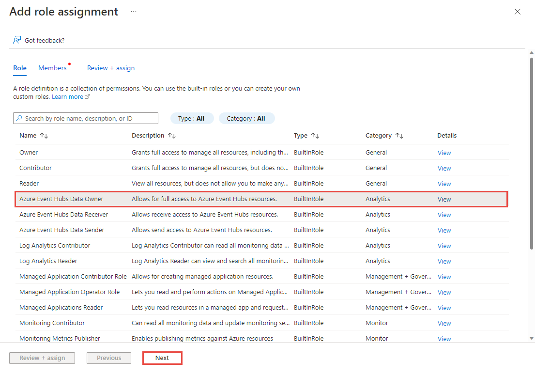 Captura de ecrã a mostrar a seleção da função de Proprietário de Dados dos Hubs de Eventos do Azure.