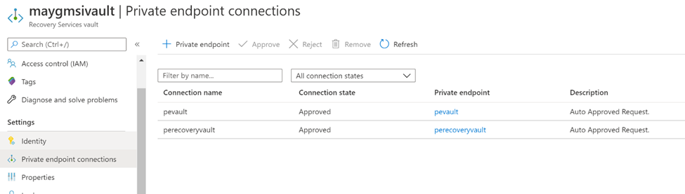 Mostra a página de conexões de ponto de extremidade privado do cofre e a lista de conexões no portal do Azure.