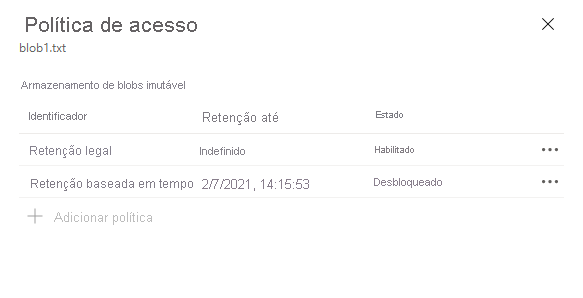 Captura de tela mostrando a retenção legal configurada para a versão de blob