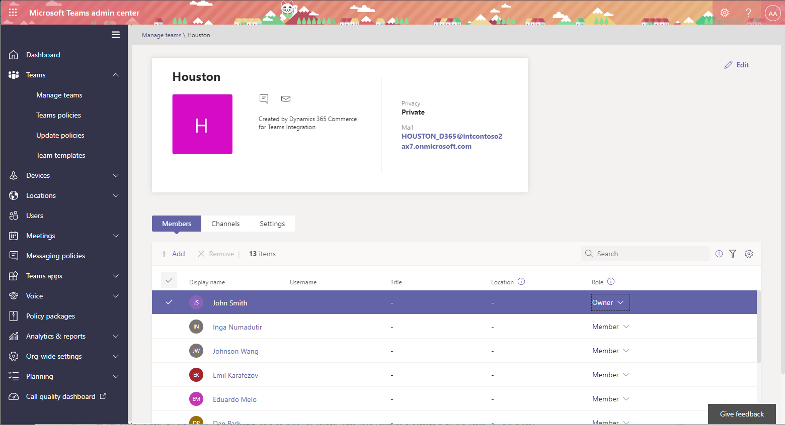 Membros da equipa e funções de utilizador no centro de administração Microsoft Teams .