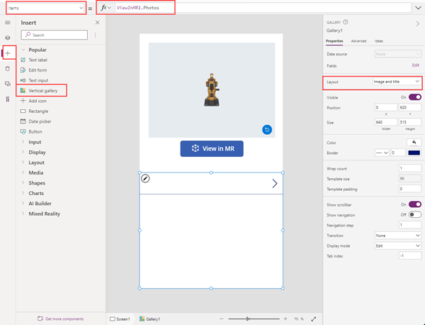 Uma captura de ecrã de uma galeria vertical em construção no Microsoft Power Apps Studio, mostrada com os respetivas propriedades Items e Layout.