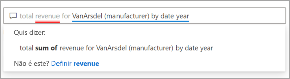 Captura de ecrã do campo de perguntas e respostas com os termos sugeridos do modelo semântico sublinhados a azul e as perguntas sugeridas correspondentes do Power BI.