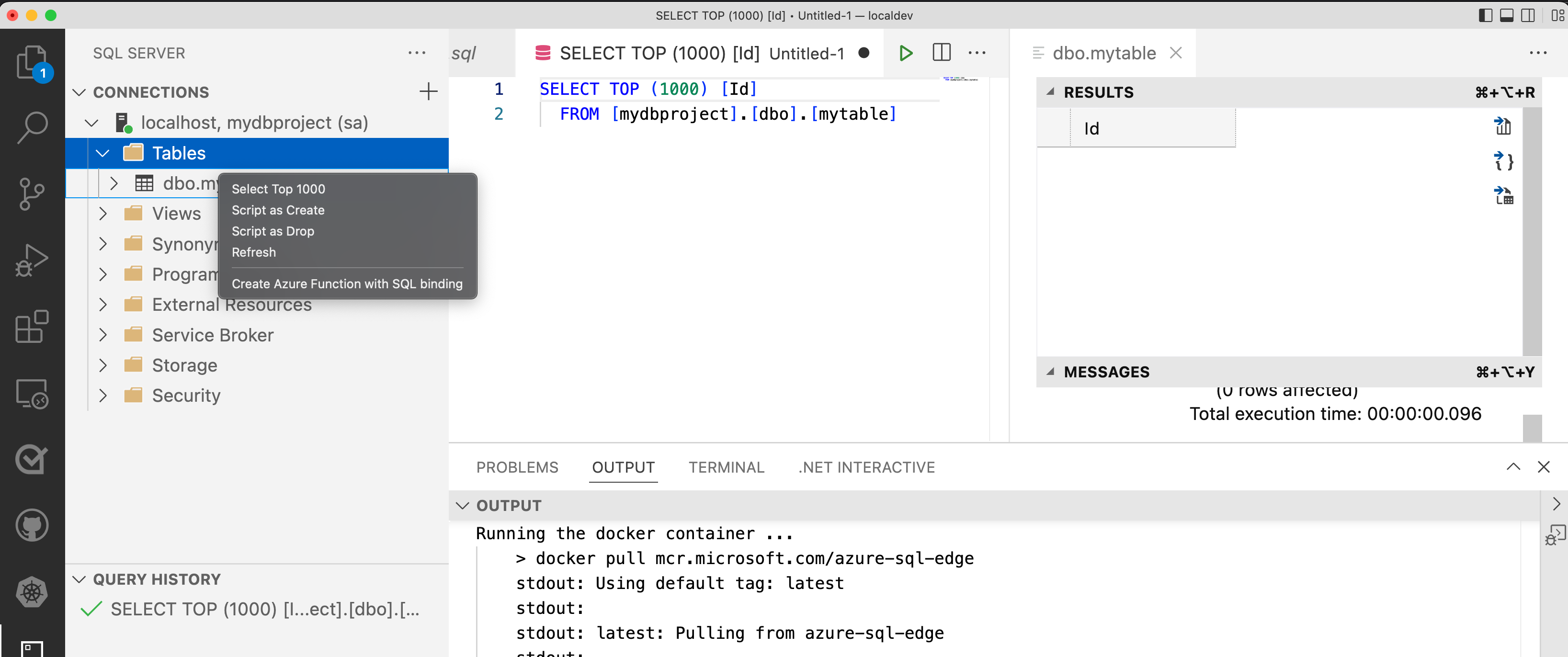 Captura de tela da conexão e da consulta a um emulador do Banco de Dados SQL do Azure.