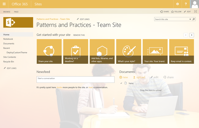 Um site do SharePoint com um tema do Office 365.