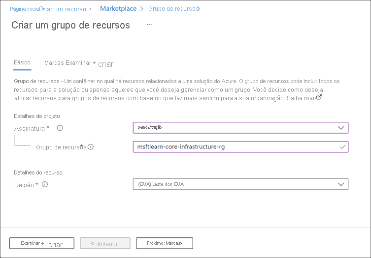 Captura de ecrã do portal do Azure a mostrar a criação do grupo de recursos com os campos subscrição, grupo de recursos e região introduzidos.