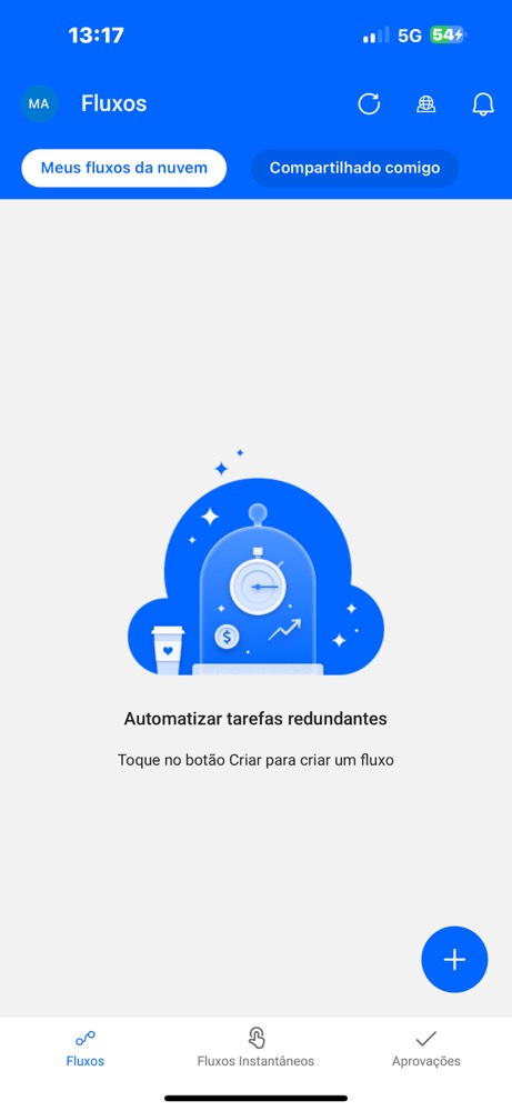 Captura de tela da interface do Power Automate Mobile mostrando os fluxos existentes.