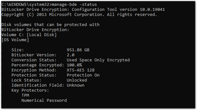 Exemplo de captura de tela do comando manage-bde.exe em uma janela do Prompt de Comando.