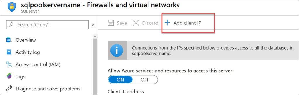 En skärmbild av Azure Portal. Serverns brandväggsregel via knappen Lägg till klient-IP.