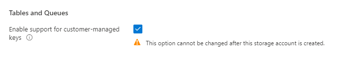 Yeni hesap oluştururken kuyruklar ve tablolar için müşteri tarafından yönetilen anahtarların nasıl etkinleştirileceğini gösteren ekran görüntüsü