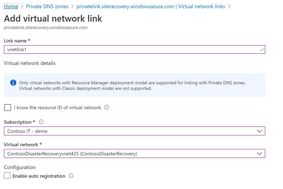 顯示虛擬網路連結的新增頁面，其中包含 Azure 入口網站中的連結名稱、訂用帳戶和相關虛擬網路。