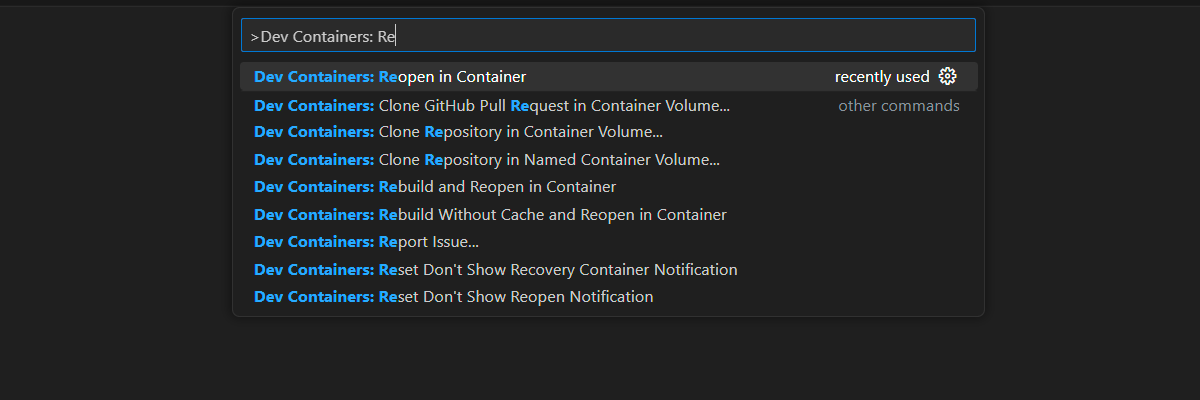在開發容器的内容中重新開啟目前資料夾的命令選擇區選項的螢幕擷取畫面。