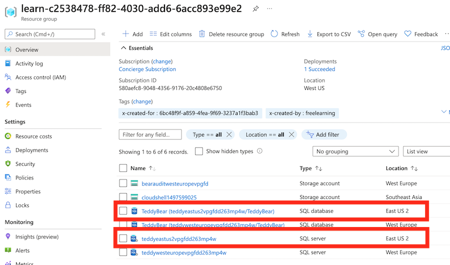 Azure 入口網站的螢幕擷取畫面，其中顯示在不同位置部署的邏輯伺服器和資料庫。