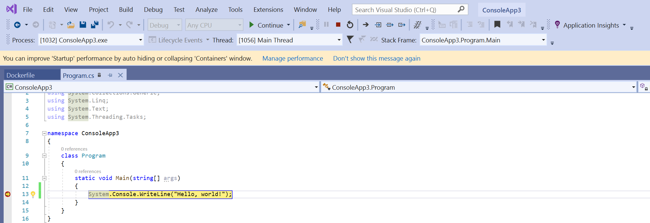 Visual Studio 中 Program.cs 程式碼視窗的螢幕擷取畫面，其中斷點設定為黃色醒目提示的程式碼行左側。